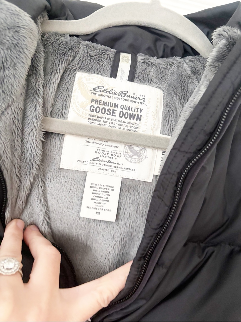 XS • Eddie Bauer women's Black Quilted Puffer Vest with Hood goose down - Picture 3 of 7